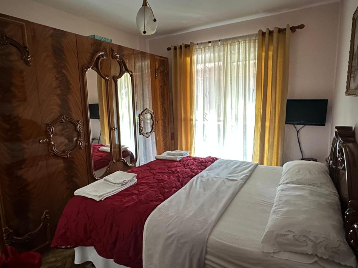Hotel Hoxha House Krujë Zewnętrze zdjęcie