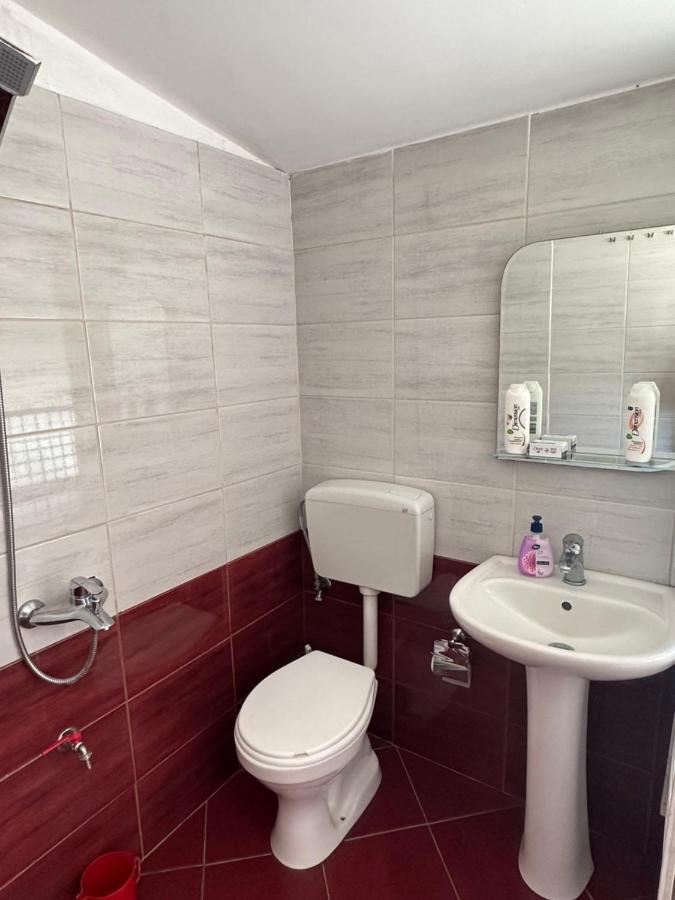 Hotel Hoxha House Krujë Zewnętrze zdjęcie